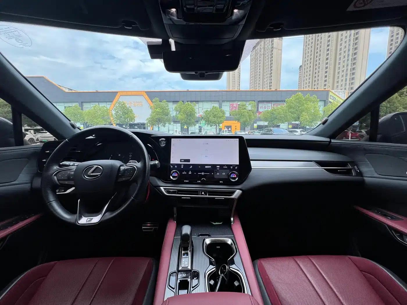 Lexus RX 500h AWD F Sport Performance 2023 — миниатюра 5