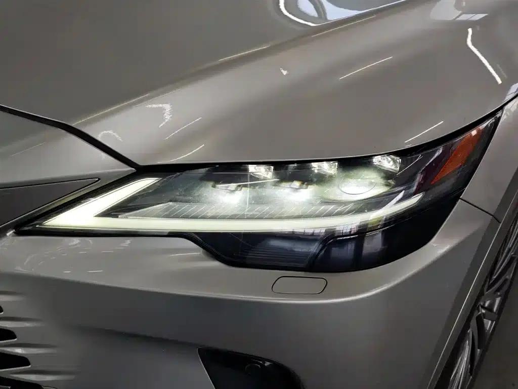 Lexus RX 2023 350h AWD Premium Edition — миниатюра 20