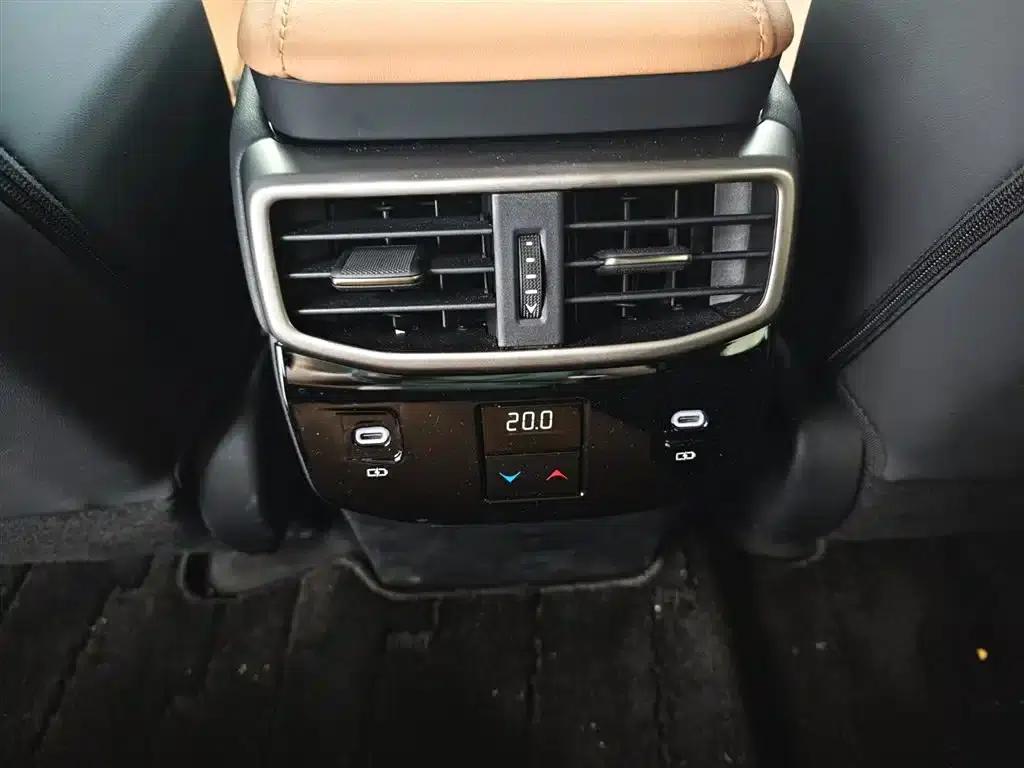 Lexus RX 2023 350h AWD Premium Edition — миниатюра 10