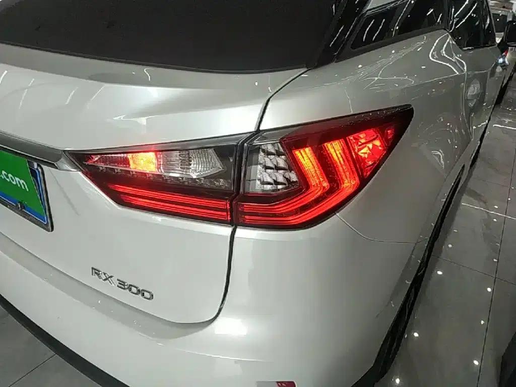 Lexus RX 2016 300 AWD Elegant Edition (China VI Emission Standard) — миниатюра 8