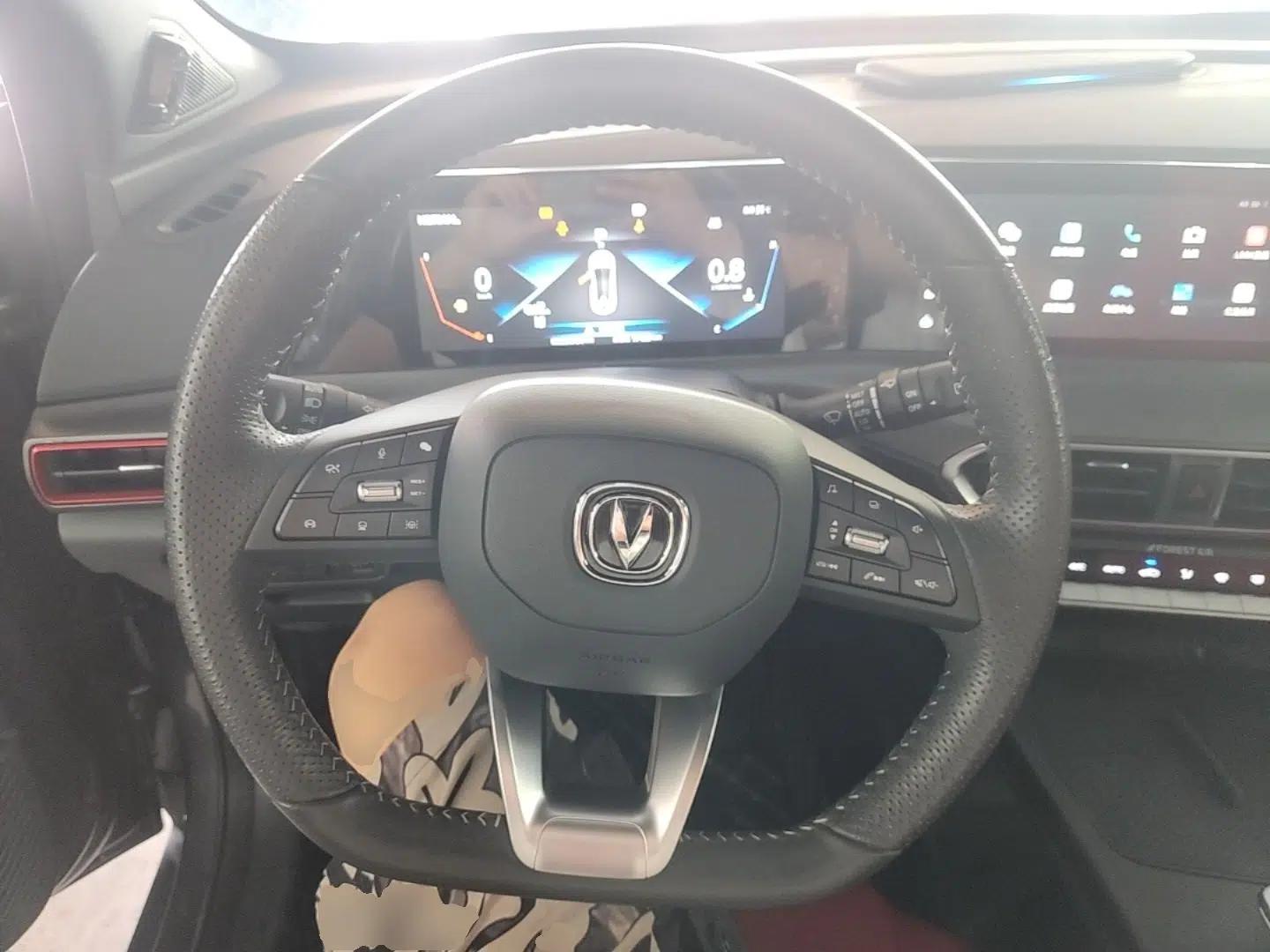 CHANGAN UNI-T 2020 1.5T Flagship Version — миниатюра 13