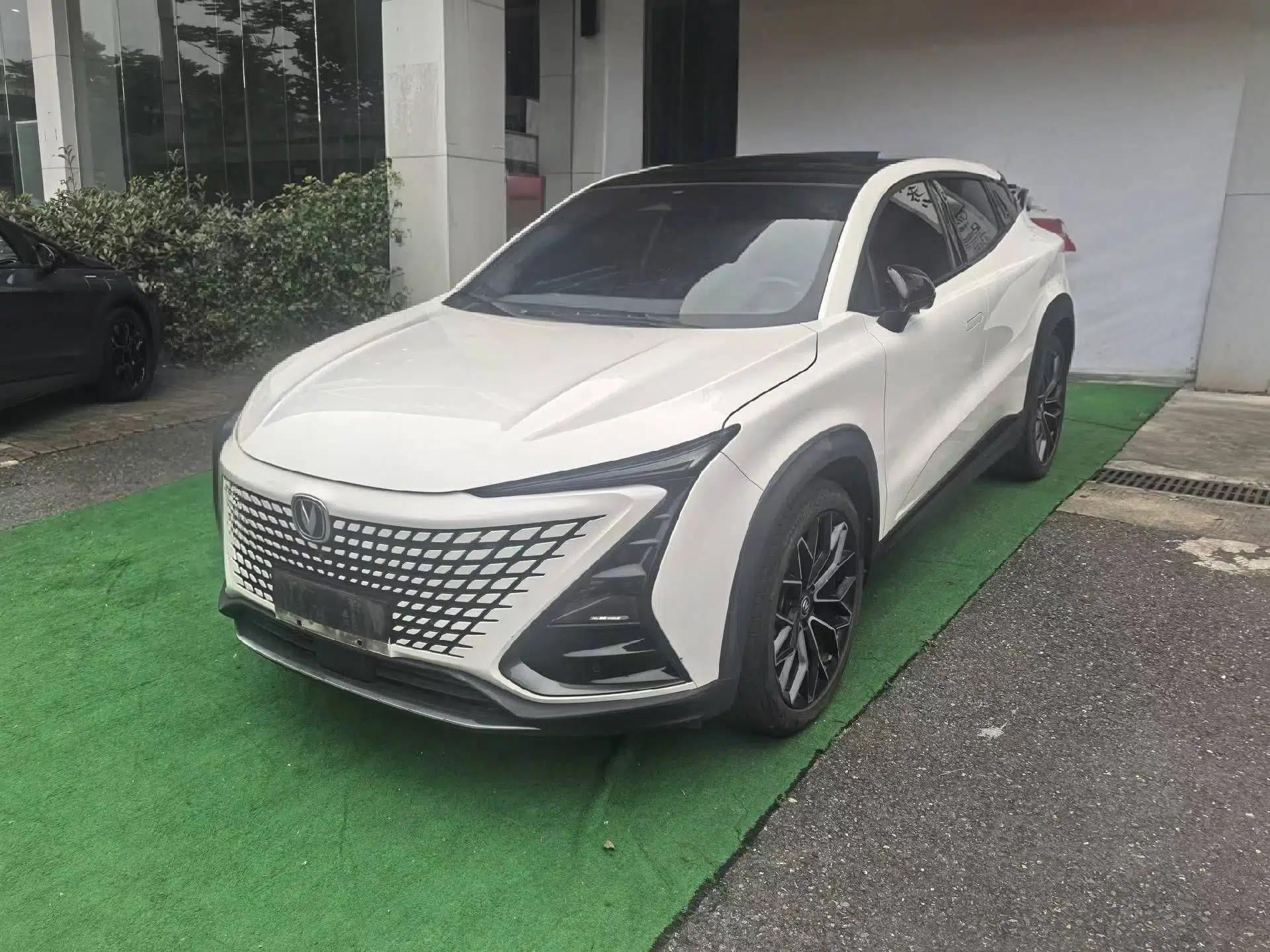 CHANGAN UNI-T 2022 1.5T Prestige Version — миниатюра 1