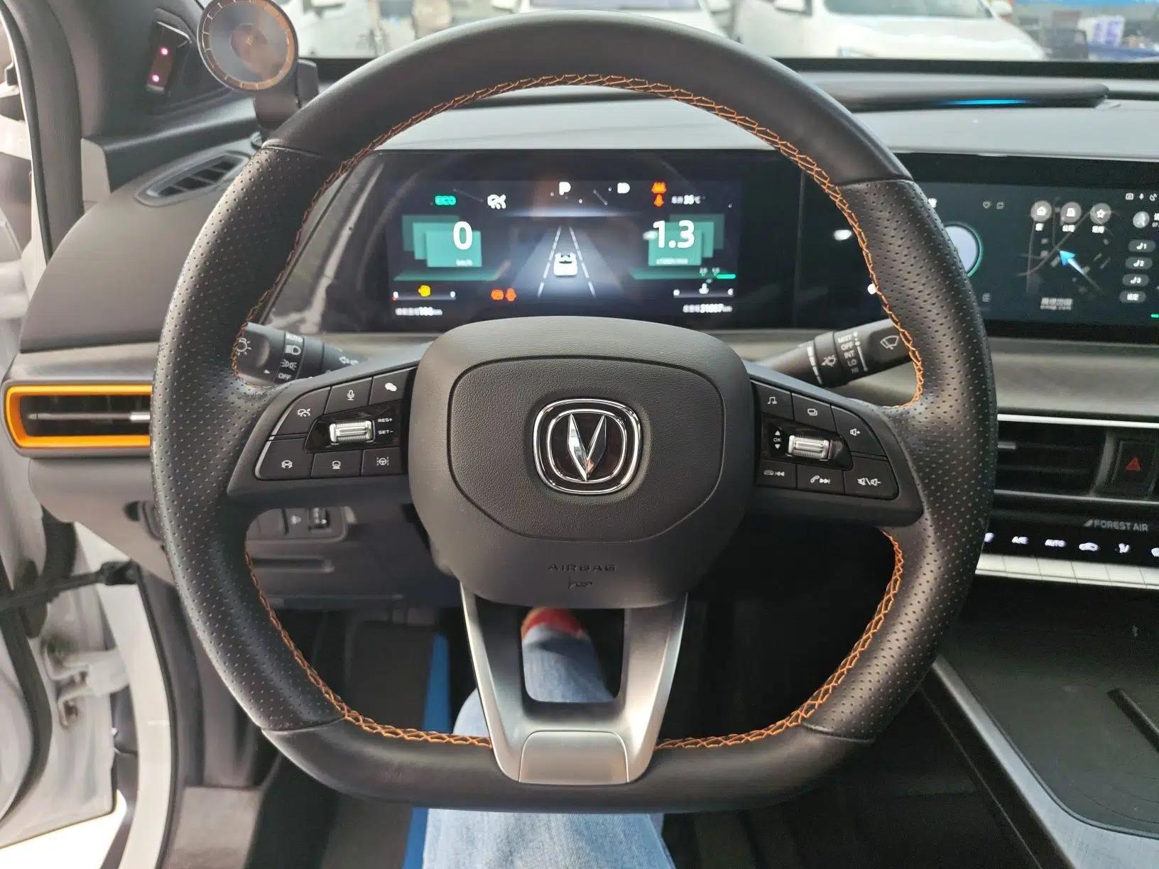 CHANGAN UNI-T 2022 1.5T Prestige Version — миниатюра 7