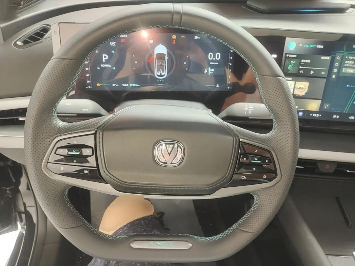 CHANGAN UNI-T 2023 Second-Generation 1.5T Prestige Model — миниатюра 13