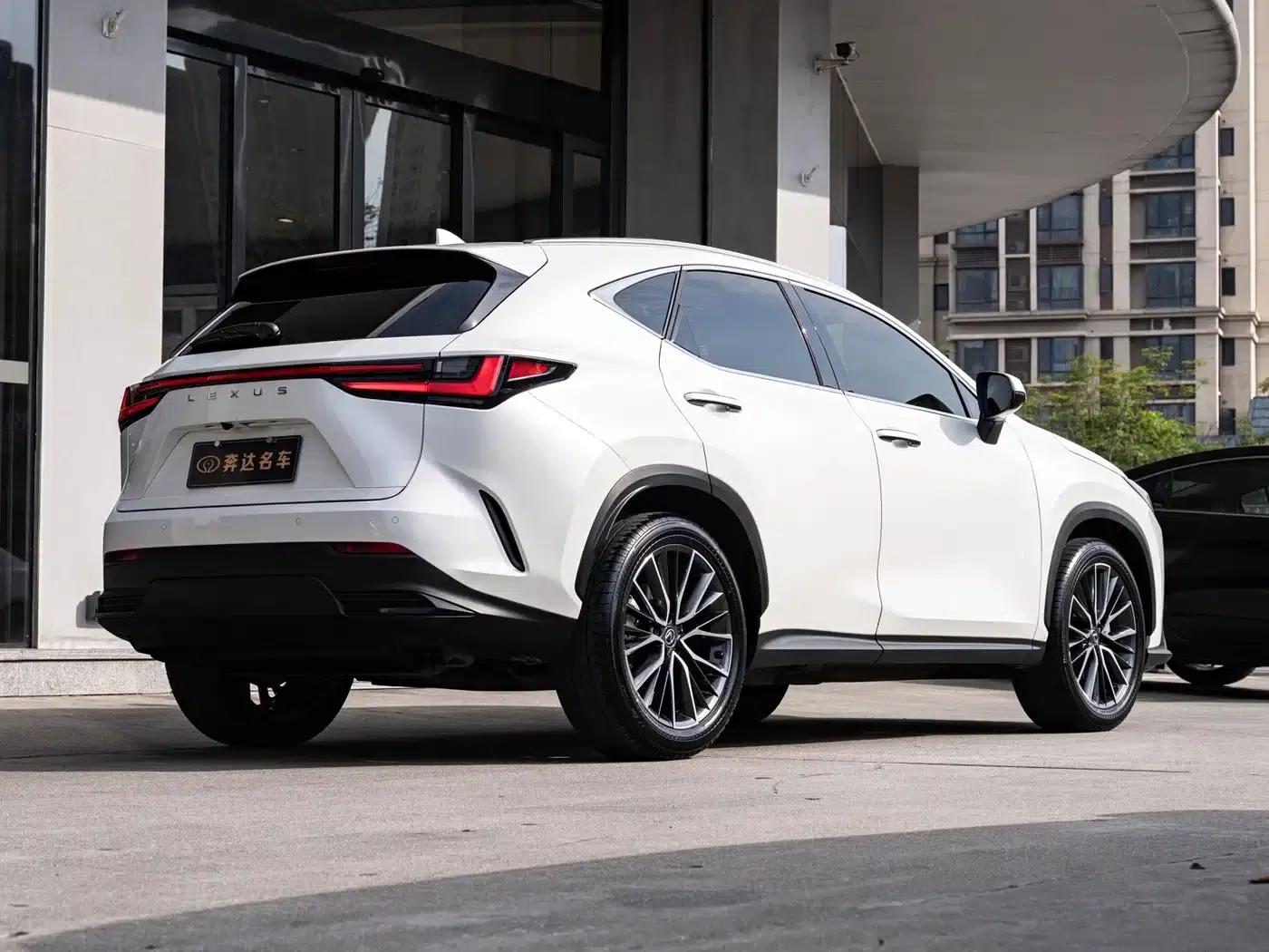 Lexus NX 2022 260 AWD Premium Edition — миниатюра 3