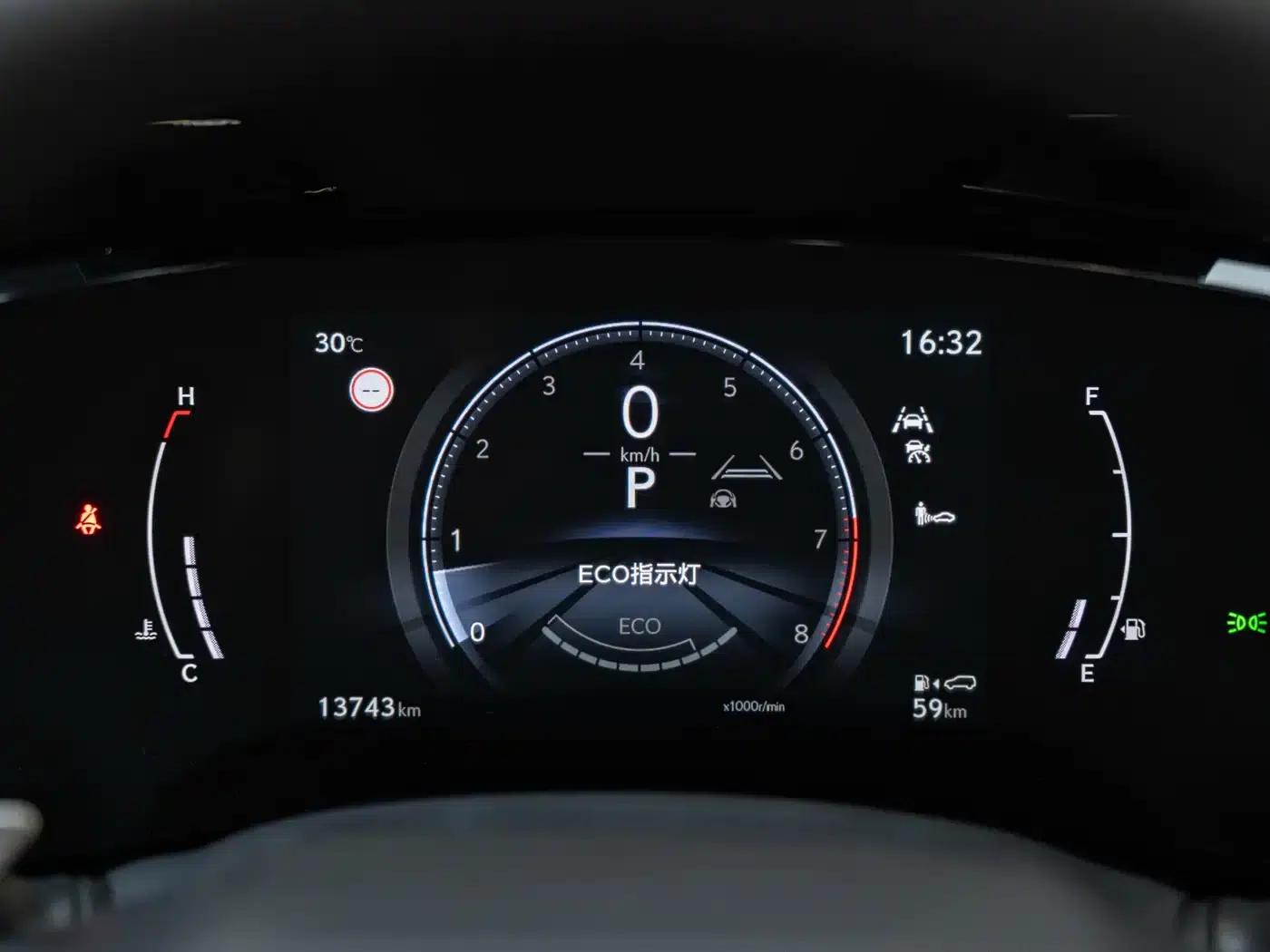 Lexus NX 2022 260 AWD Premium Edition — миниатюра 22