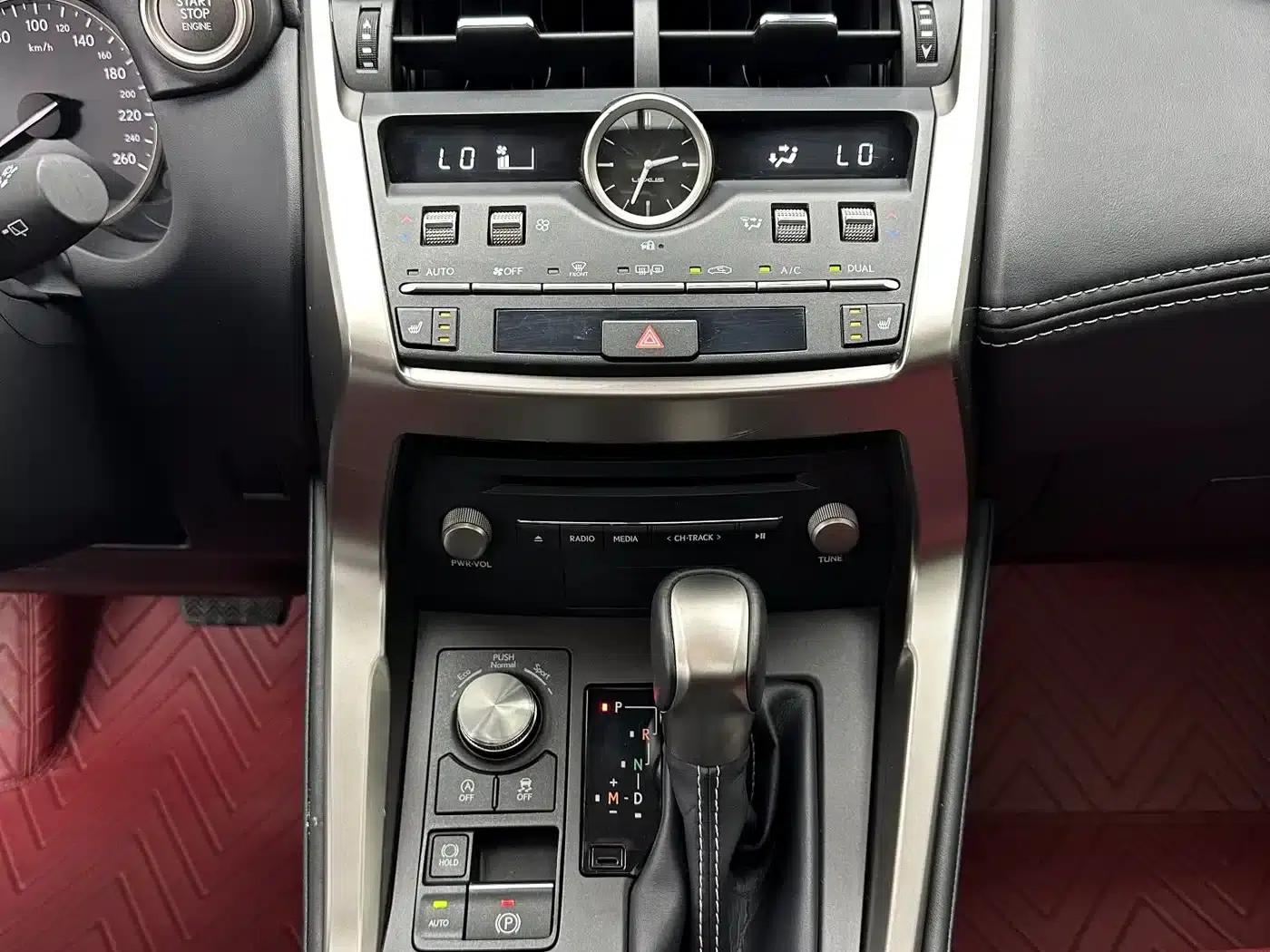 Lexus NX 2020 200 AWD Sport Edition (China VI Emission Standard) — миниатюра 15