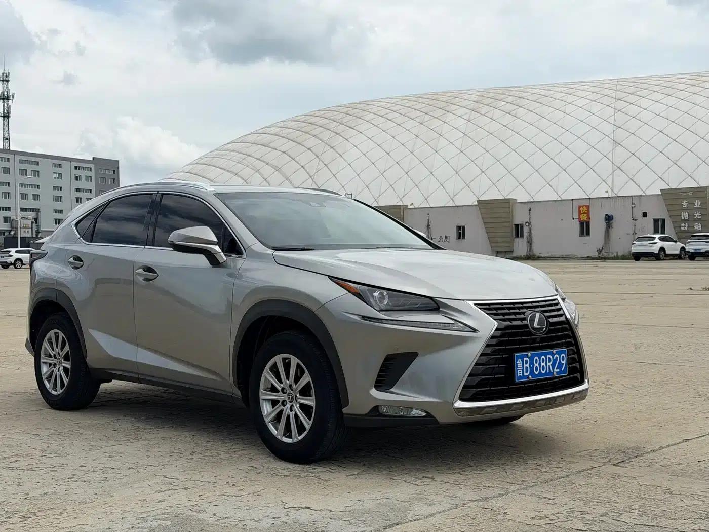 Lexus NX 2018 200 AWD Sport Edition (China V Emission Standard) — миниатюра 3
