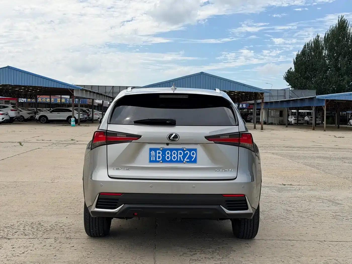 Lexus NX 2018 200 AWD Sport Edition (China V Emission Standard) — миниатюра 6