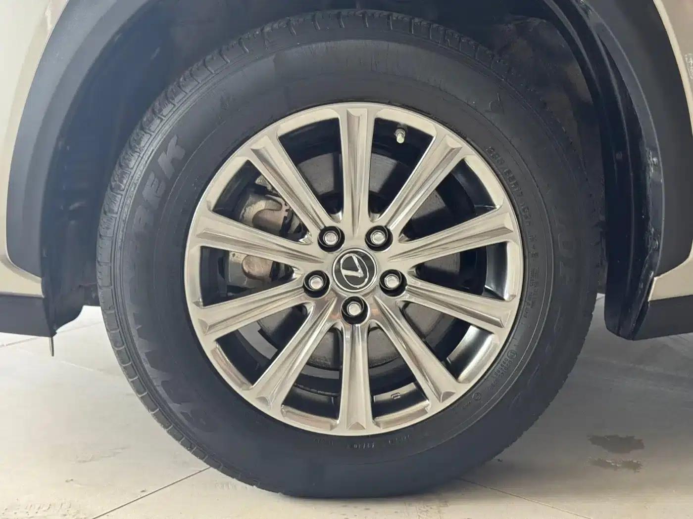 Lexus NX 2020 200 FWD Sport Edition (China VI Emission Standard) — миниатюра 7