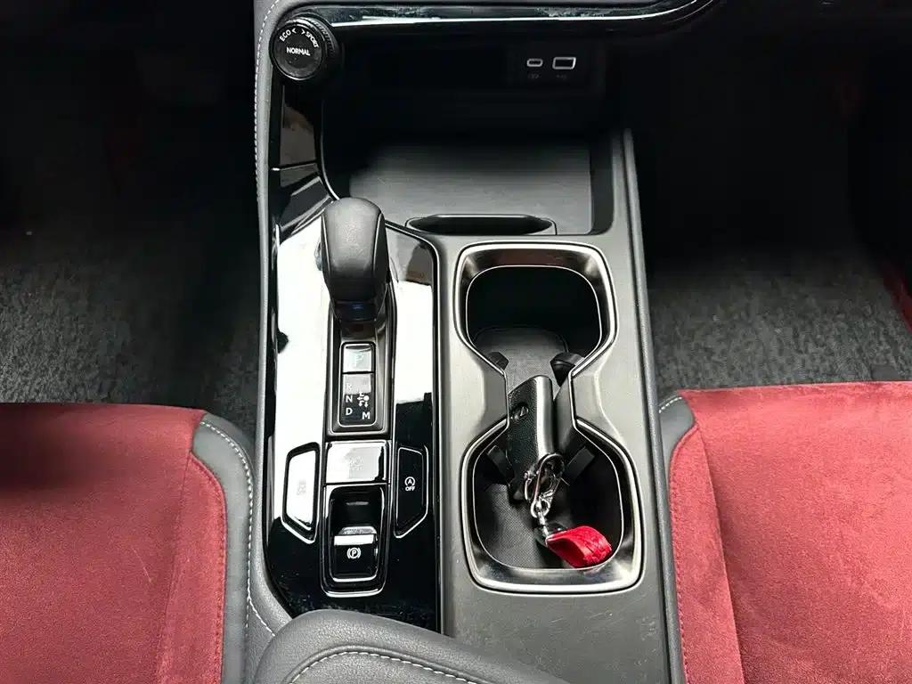 Lexus NX 2024 260 AWD Skyactiv Edition — миниатюра 15