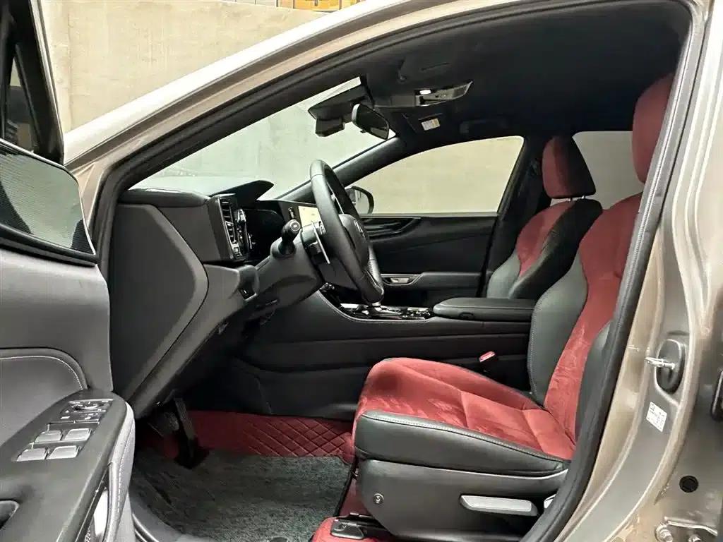 Lexus NX 2024 260 AWD Skyactiv Edition — миниатюра 9