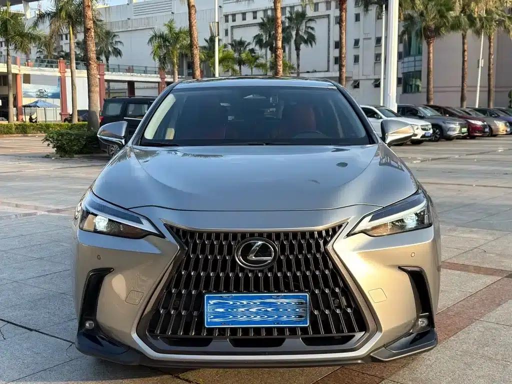 Lexus NX 2022 260 AWD Elite Edition — миниатюра 2