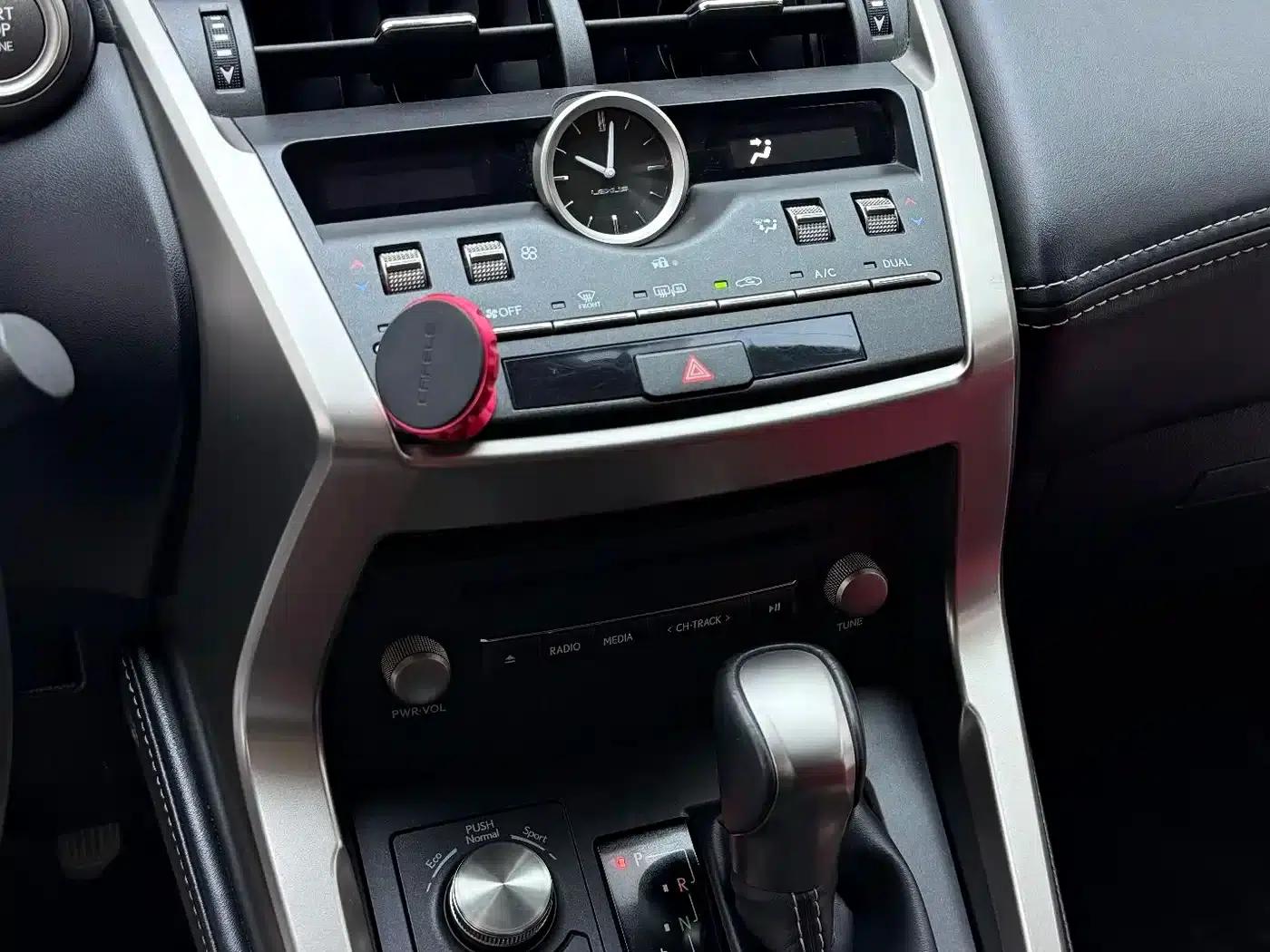 Lexus NX 2020 200 FWD Sport Edition (China VI Emission Standard) — миниатюра 13