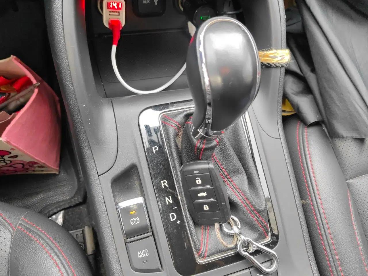 CHANGAN CS75 2015 1.8T Automatic 4x4 Prestige Model China V Emission Standard — миниатюра 14