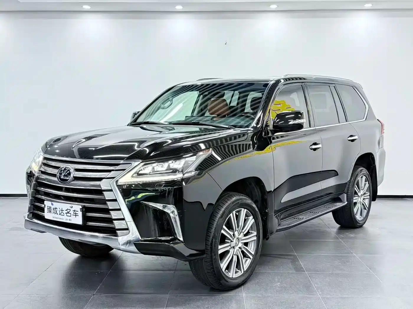 2016 Lexus LX 570 Premium Luxury Edition — миниатюра 1