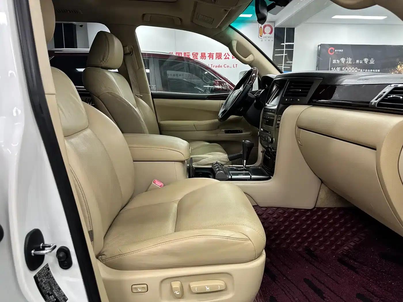 Lexus LX 2009 570 — миниатюра 16