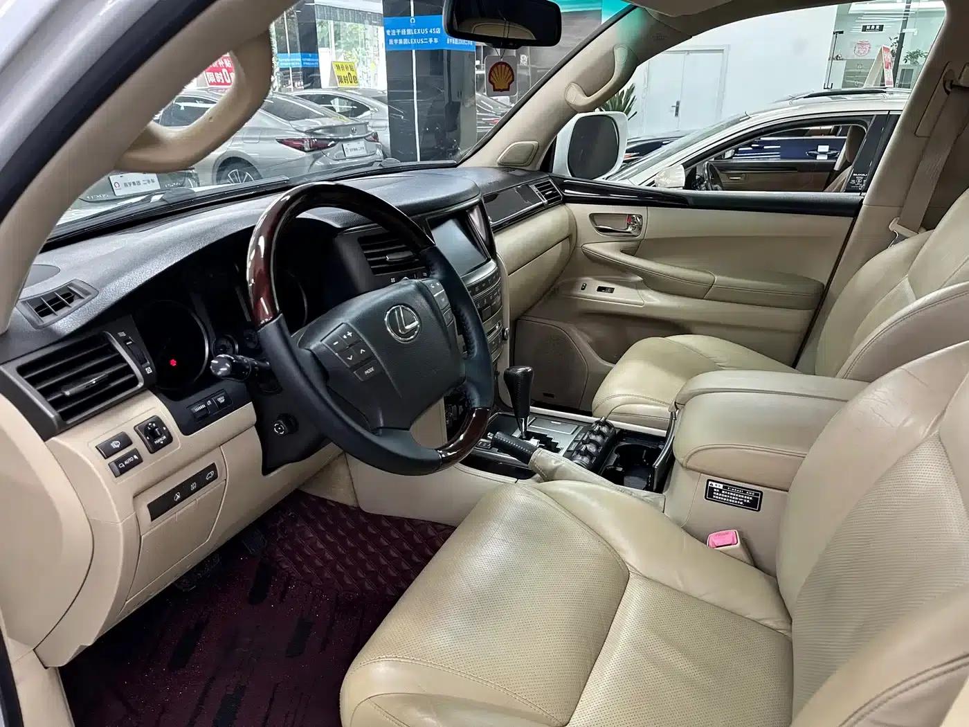 Lexus LX 2009 570 — миниатюра 10