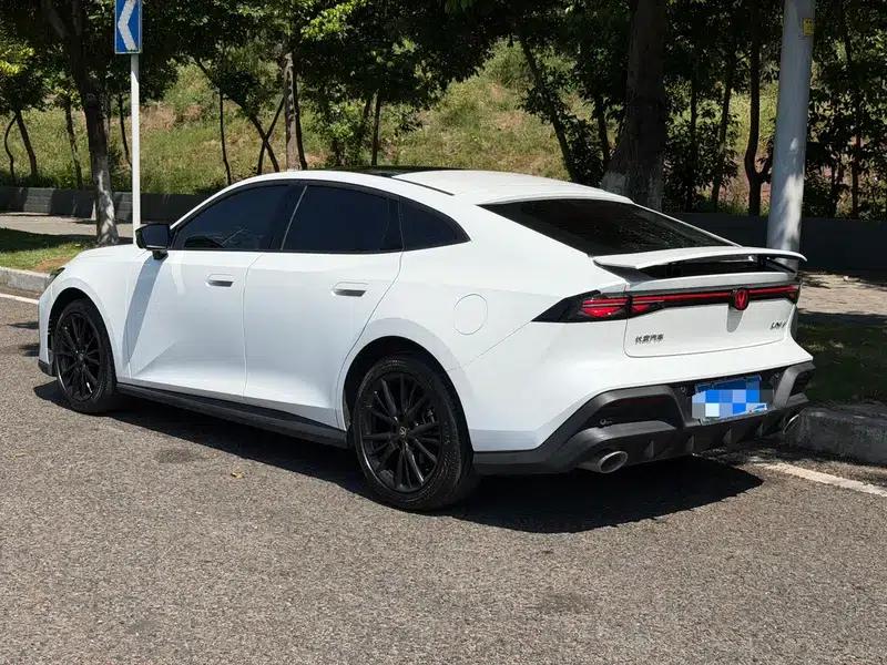 Changan UNI-V 2025 Model, Third Generation, 1.5T 500Bar Premium Edition — миниатюра 4