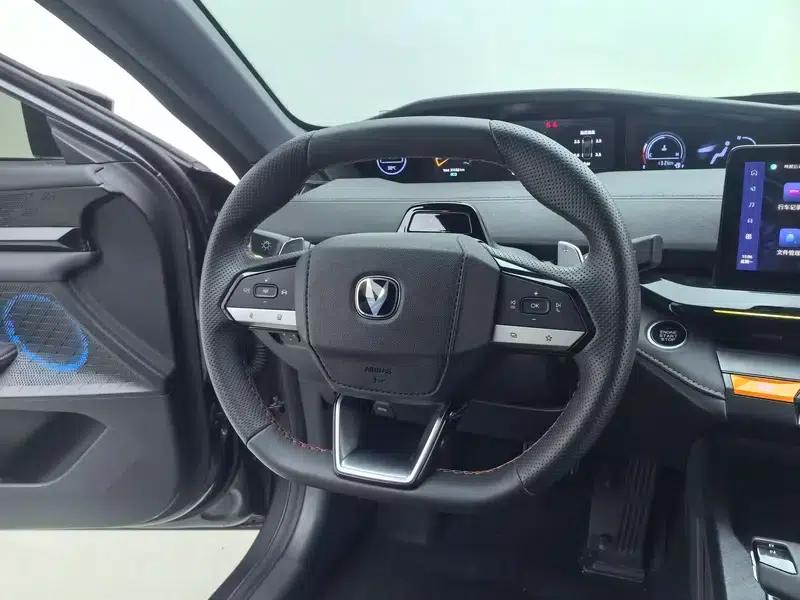 Changan UNI-V 2024 1.5T Premium Edition — миниатюра 17