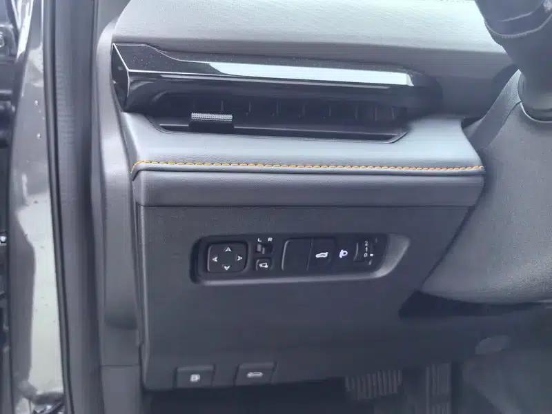Changan UNI-V 2024 1.5T Premium Edition — миниатюра 19
