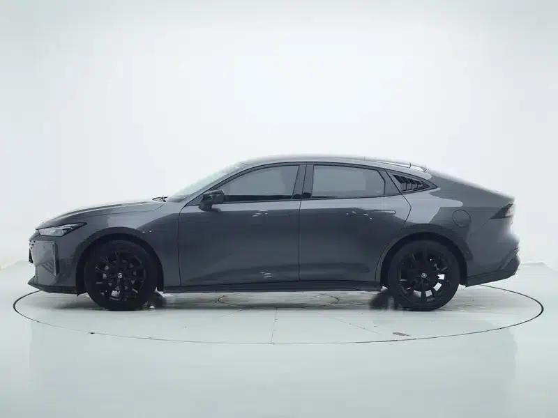 Changan UNI-V 2024 1.5T Premium Edition — миниатюра 4