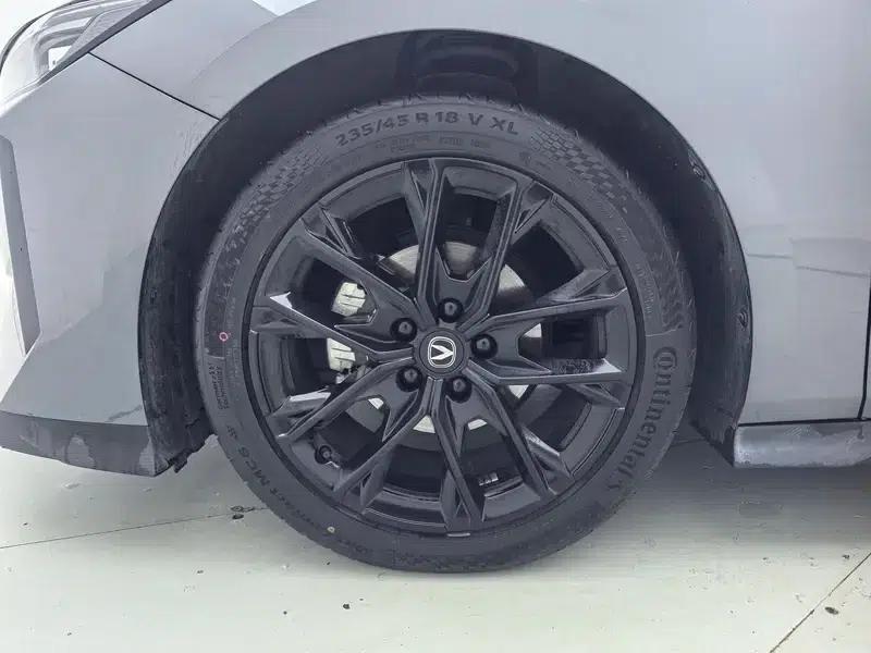 Changan UNI-V 2024 1.5T Premium Edition — миниатюра 9