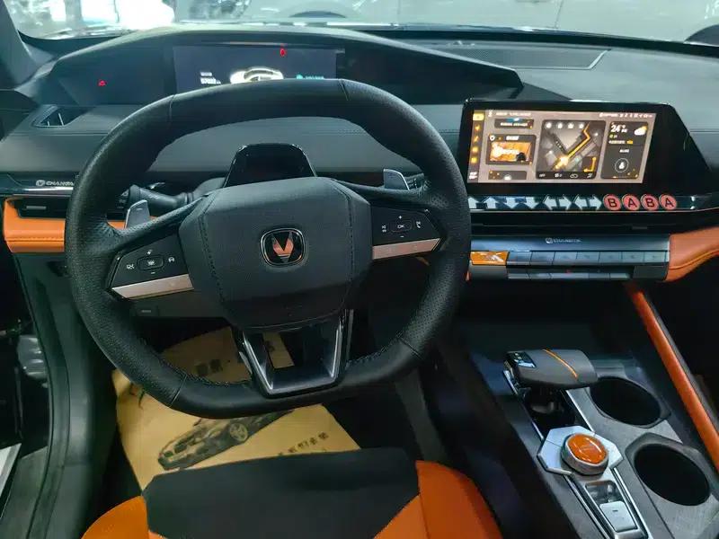 Changan UNI-V 2023 1.5T Sport Edition — миниатюра 9