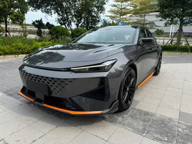 Changan UNI-V 2024 1.5T Premium Sport