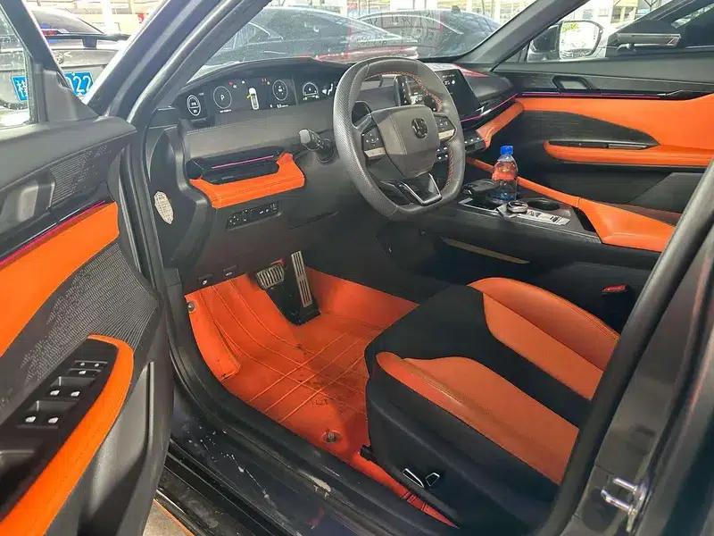 Changan UNI-V 2022 1.5T Sport Edition — миниатюра 12