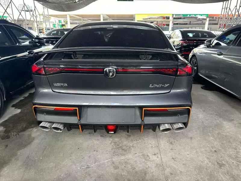 Changan UNI-V 2022 1.5T Sport Edition — миниатюра 5