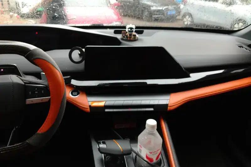 Changan UNI-V 2023 2.0T Leading Speed Edition — миниатюра 13