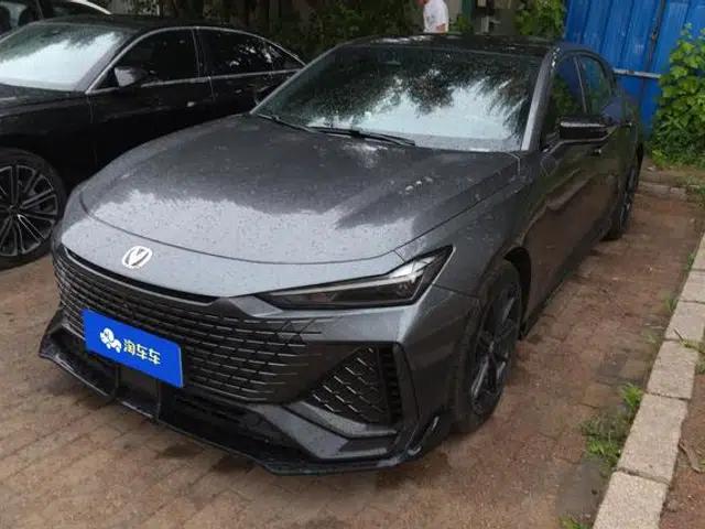 Changan UNI-V 2023 2.0T Leading Speed Edition