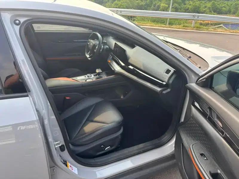 Changan UNI-V 2022 1.5T Premium Edition — миниатюра 10