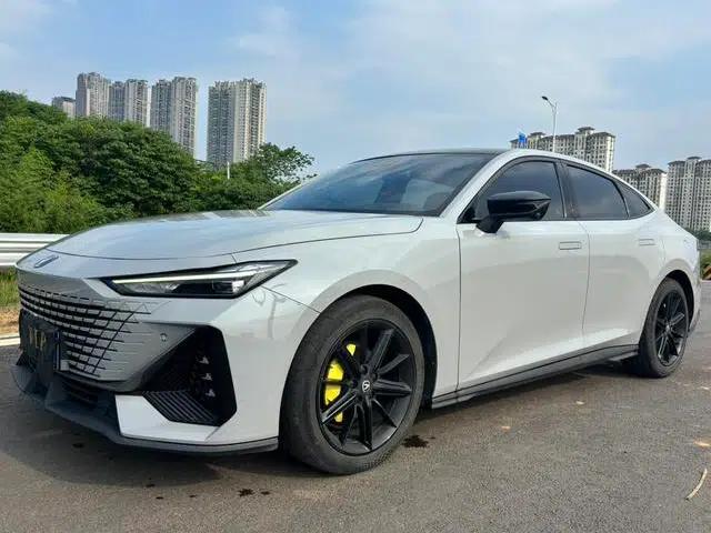 Changan UNI-V 2022 1.5T Premium Edition