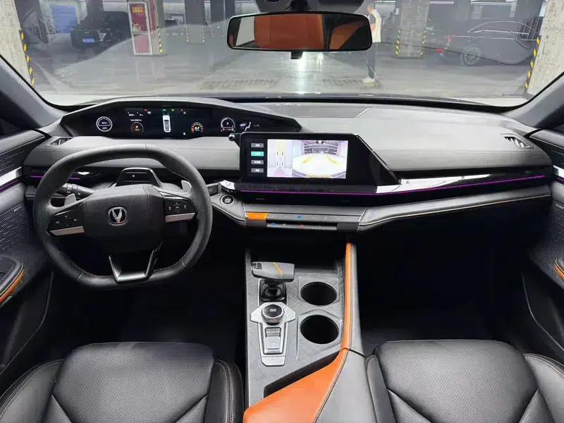 Changan UNI-V 2022 1.5T Premium Edition — миниатюра 12