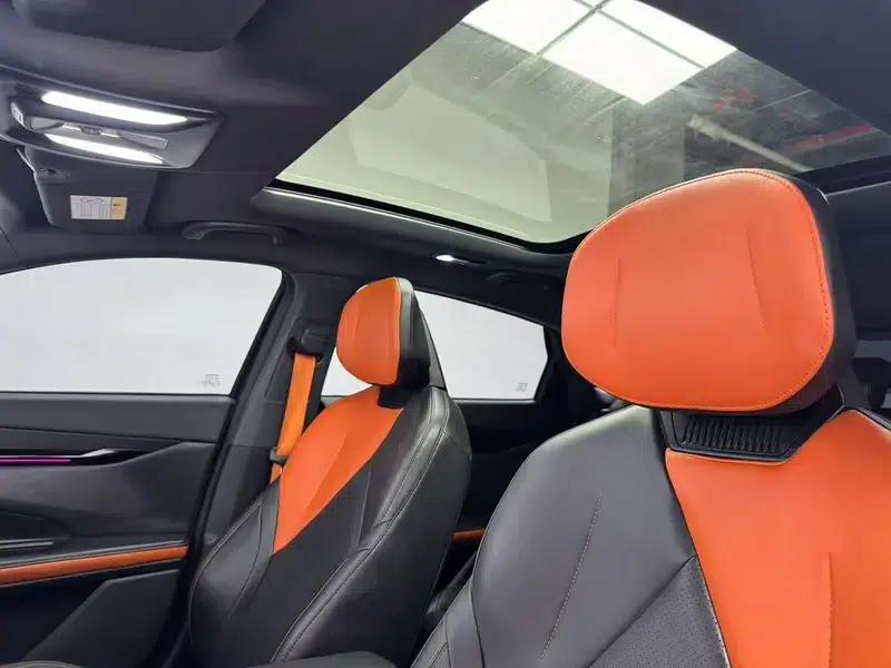 Changan UNI-V 2022 1.5T Premium Edition — миниатюра 17