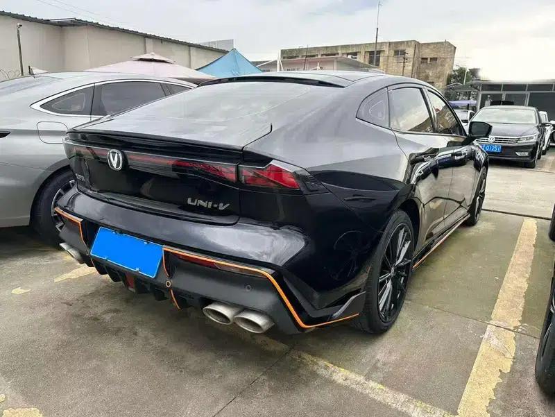 Changan UNI-V 2023 1.5T Sport Edition — миниатюра 5