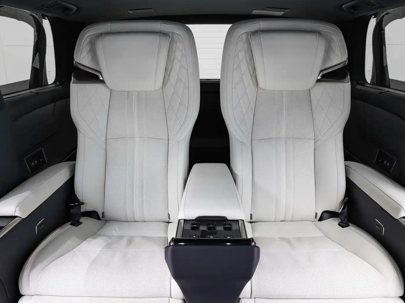 Lexus LM 2020 300h Four-Seat Executive Edition — миниатюра 12