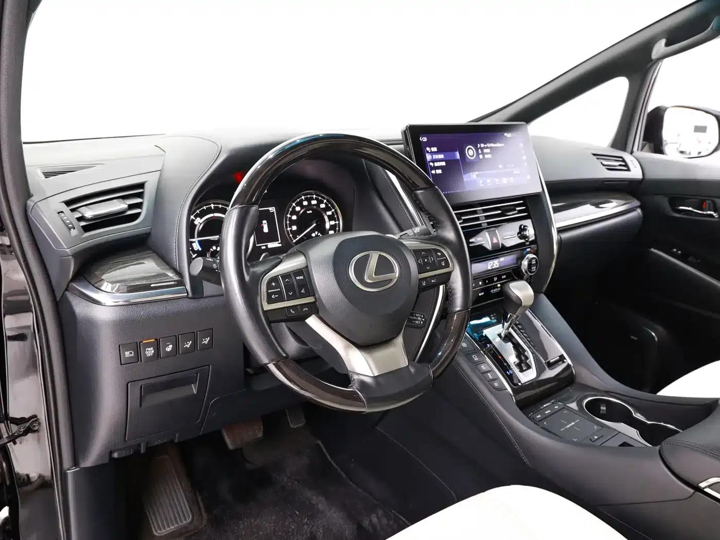 Lexus LM 2020 300h Four-Seat Executive Edition — миниатюра 10