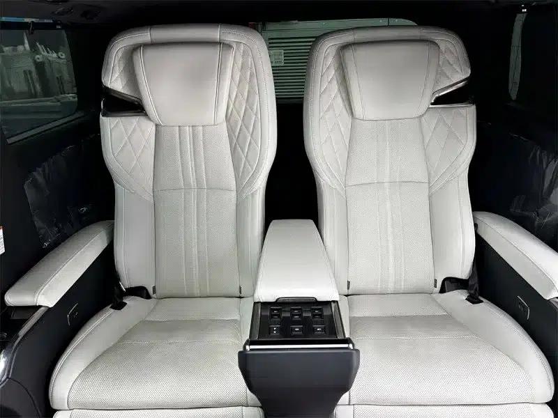 Lexus LM 2020 300h Four-Seat Executive Edition — миниатюра 8
