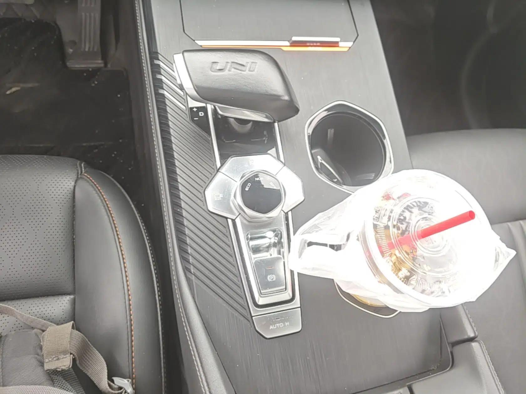 CHANGAN UNI-K 2021 2.0T Luxury Version — миниатюра 16
