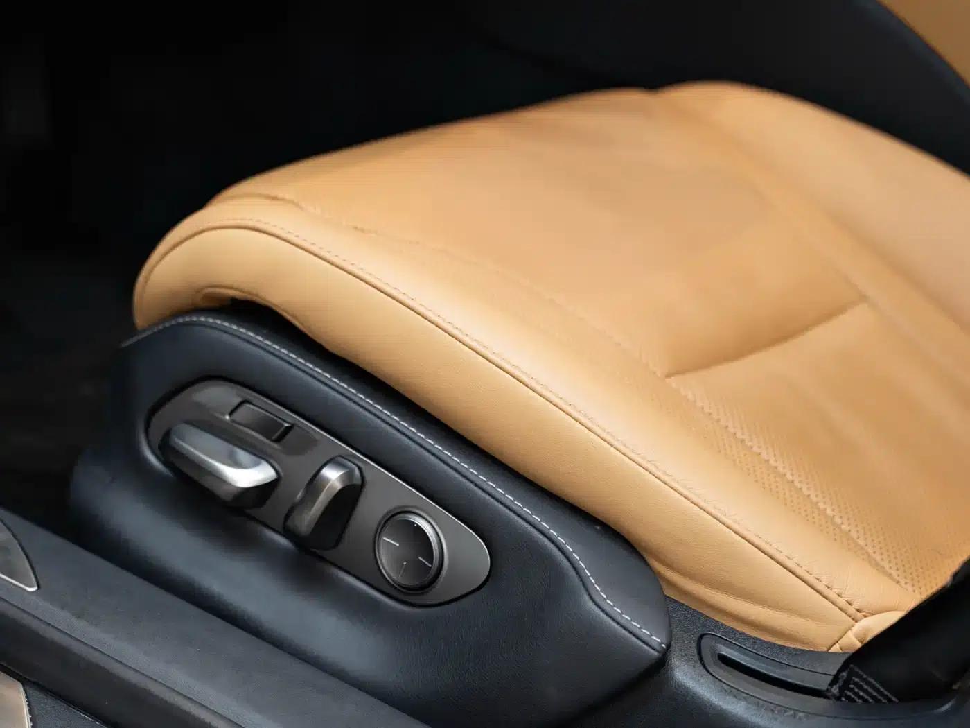 Lexus LS 2021 500h Premium Edition — миниатюра 20