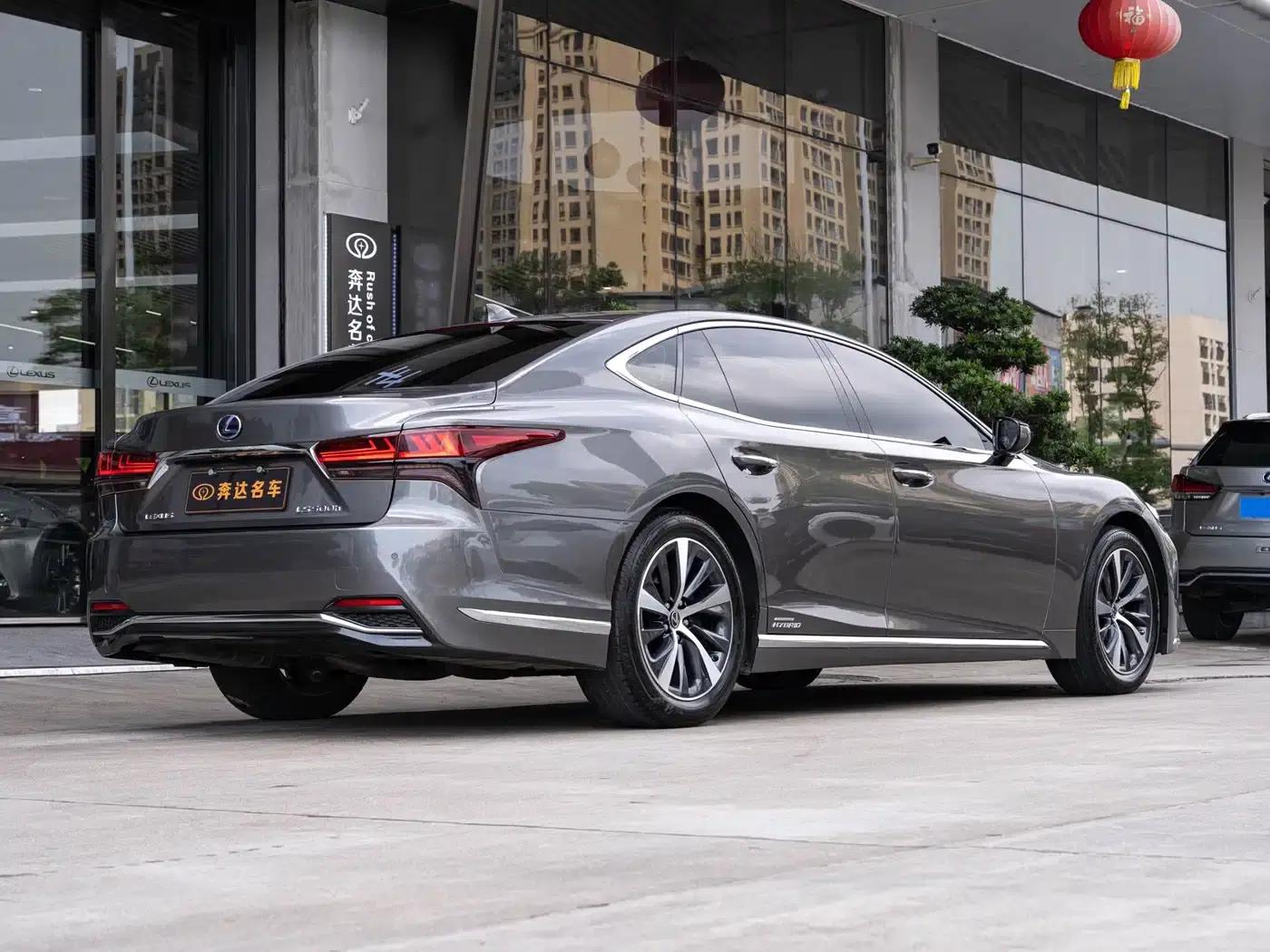 Lexus LS 2021 500h Premium Edition — миниатюра 3