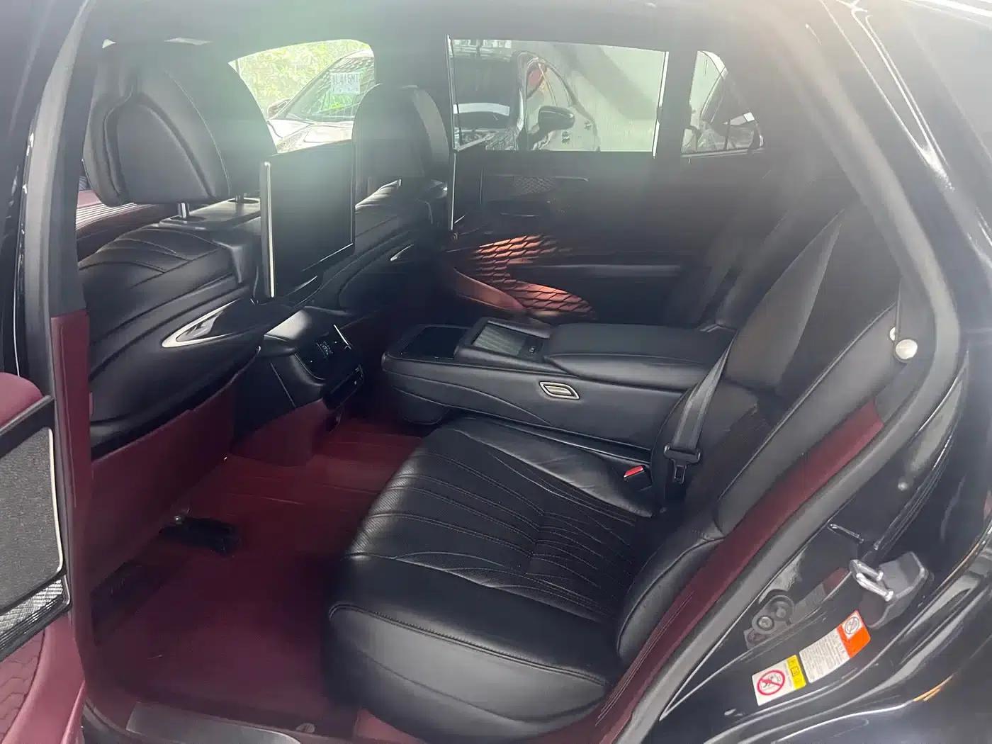 Lexus LS 2018 500h Executive Edition (China V emission standard) — миниатюра 5