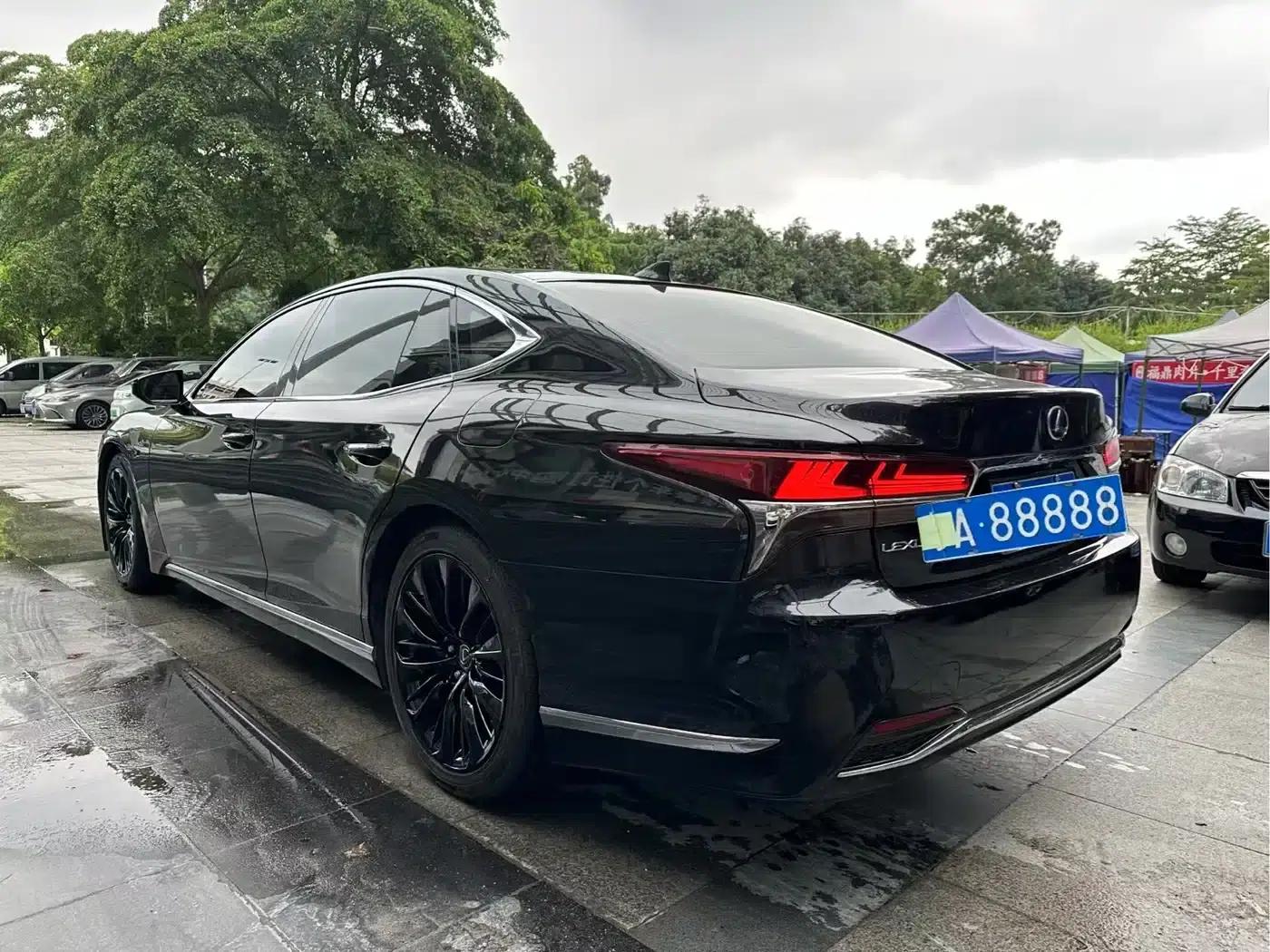 Lexus LS 2018 500h Executive Edition (China V emission standard) — миниатюра 7