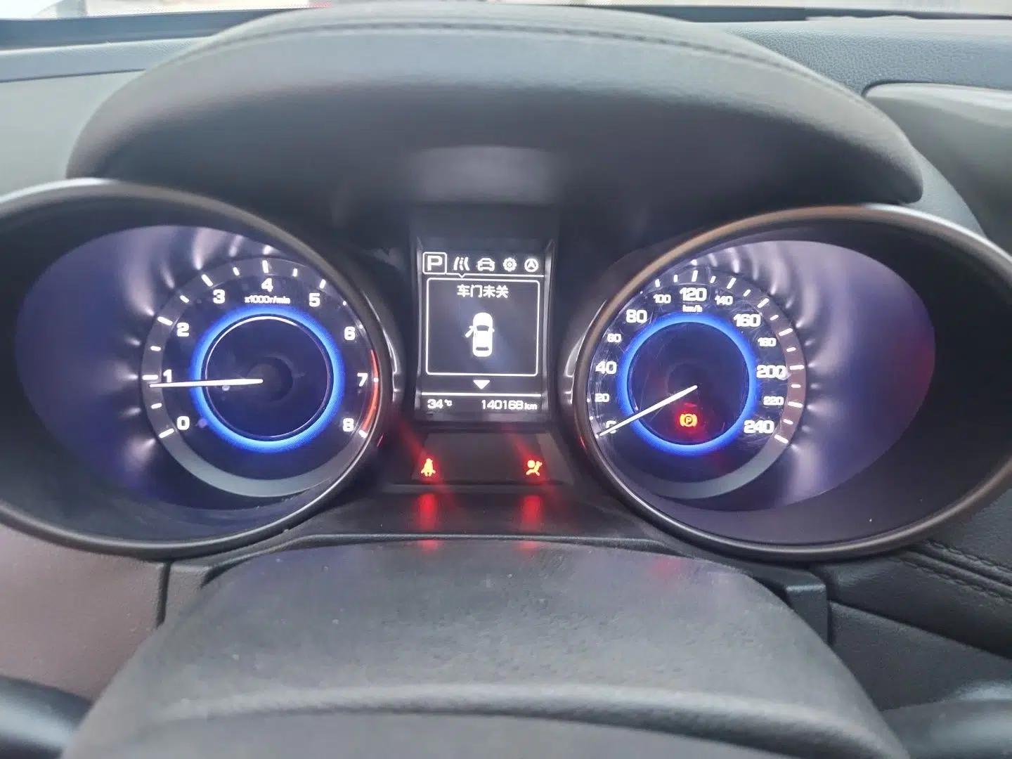 CHANGAN CS35 2017 1.6L Automatic Luxury Model — миниатюра 11
