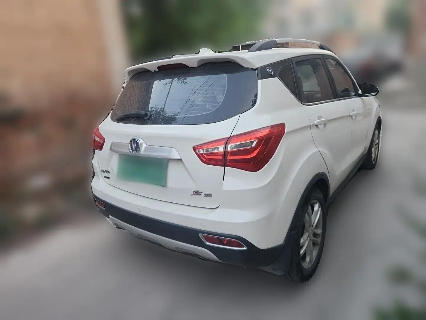 CHANGAN CS35 2017 1.6L Automatic Luxury Model — миниатюра 6