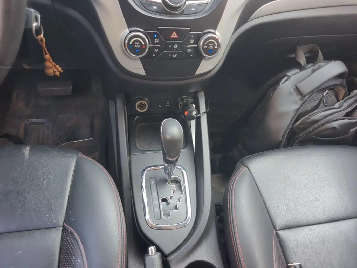 CHANGAN CS35 2016 1.6L Automatic Luxury Model China V Standard — миниатюра 16