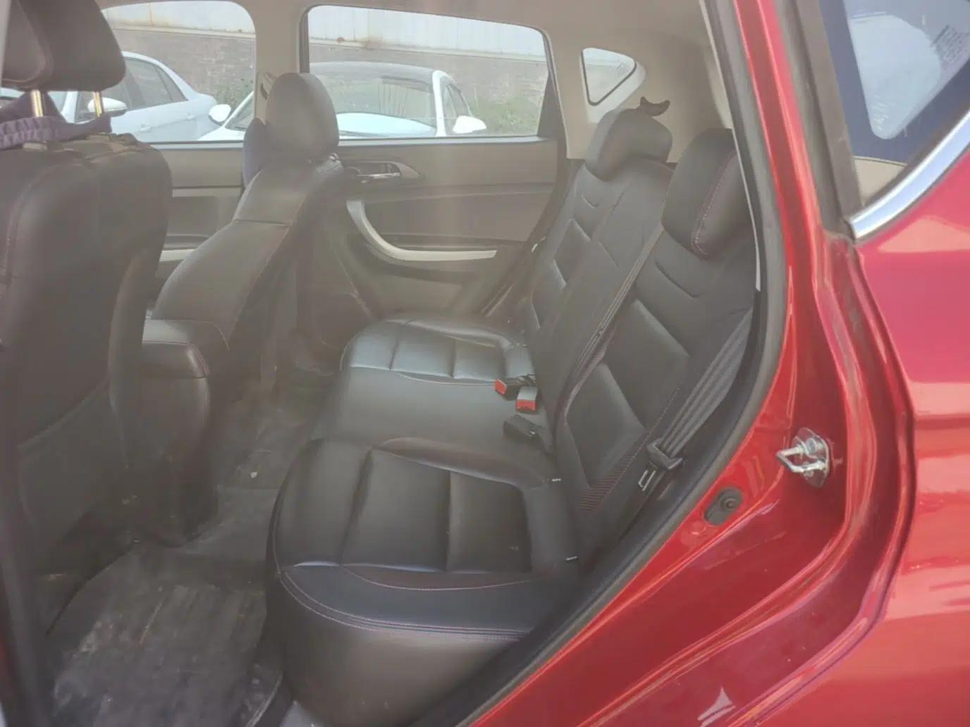 CHANGAN CS35 2016 1.6L Automatic Luxury Model China V Standard — миниатюра 20